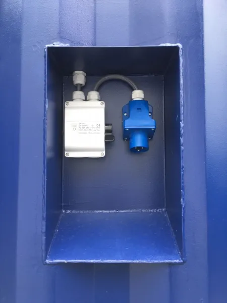 New 45‑ft High Cube Shipping Container – Bold Blue Finish - Image 4
