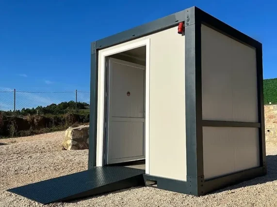 Toilet container for disabled people, 220 x 220 cm