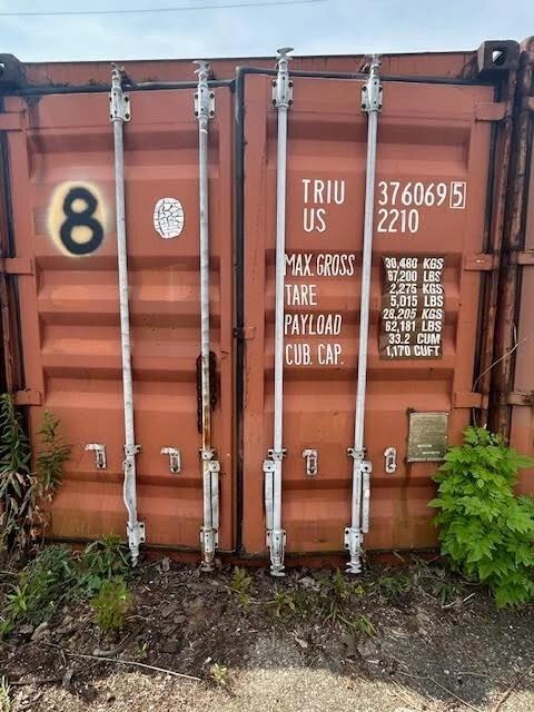 20 Shipping and Storage Containers – 8 Units Available quantity - Image 3