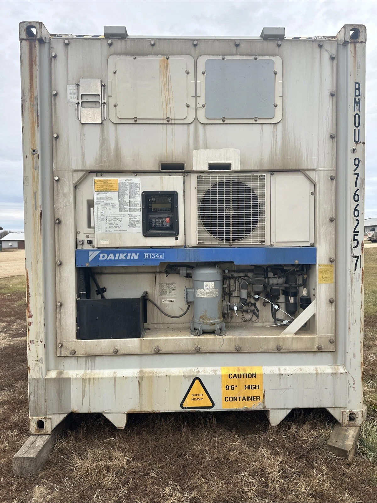 Daikin 40ft Refrigerated Shipping Container (Reefer) quantity - Image 3